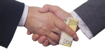 Tehsildar Shalteng, Naib Tehsildar Batamaloo arrested for accepting bribe: ACB