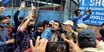 “Scam or No Scam”  Financial Account Assistant aspirants continue their protest on 5th day at Srinagar, demands fair selection list