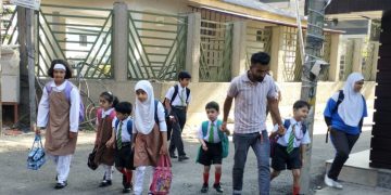 Schools Reopen Across Kashmir Post Summer Break, Timing Debate Persists